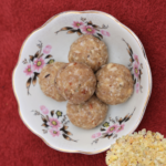 Gondh Laddu